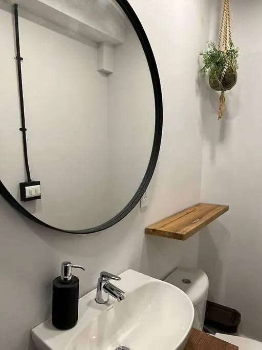 Apartment Apartamento En Planta Baja Cerca A Laureles Nid103 By Roots Rentals Medellin