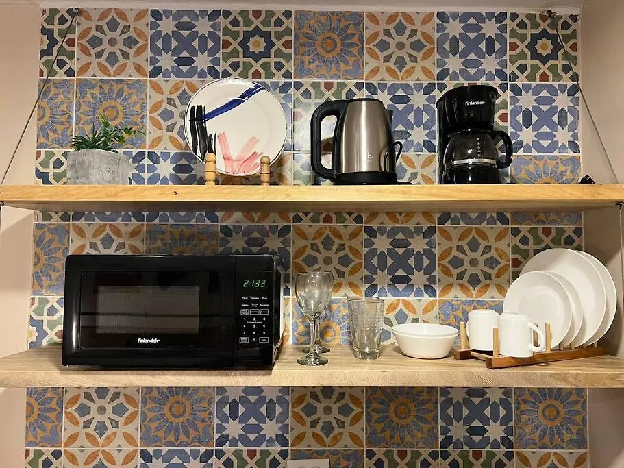 Apartamento En Planta Baja Cerca A Laureles Nid103 By Roots Rentals Medellín